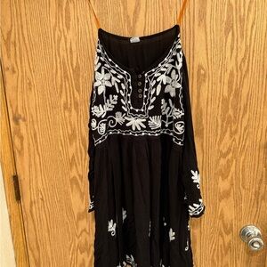 Floral Embroidered Black Maxi Dress
